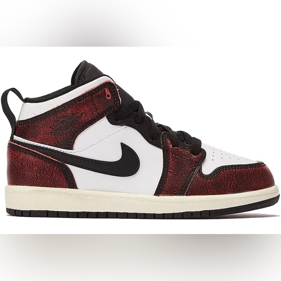 Jordan 1 Mid Wear-Away Chicago (PS) - Picture 1 of 8